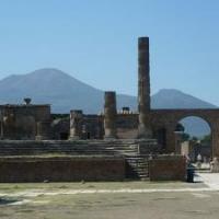Pompeii 200x200