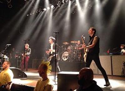 Popuar Rock Bands of the 2000s 400x291