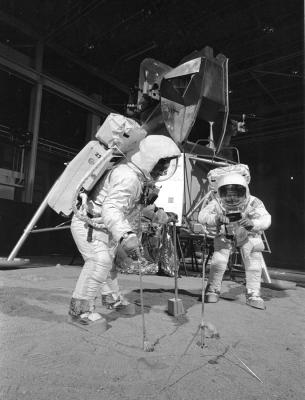 NASA faked the Moon landings 1 100x100