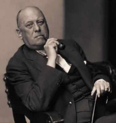 Top Facts about the Great Beast Aleister Crowley 376x400